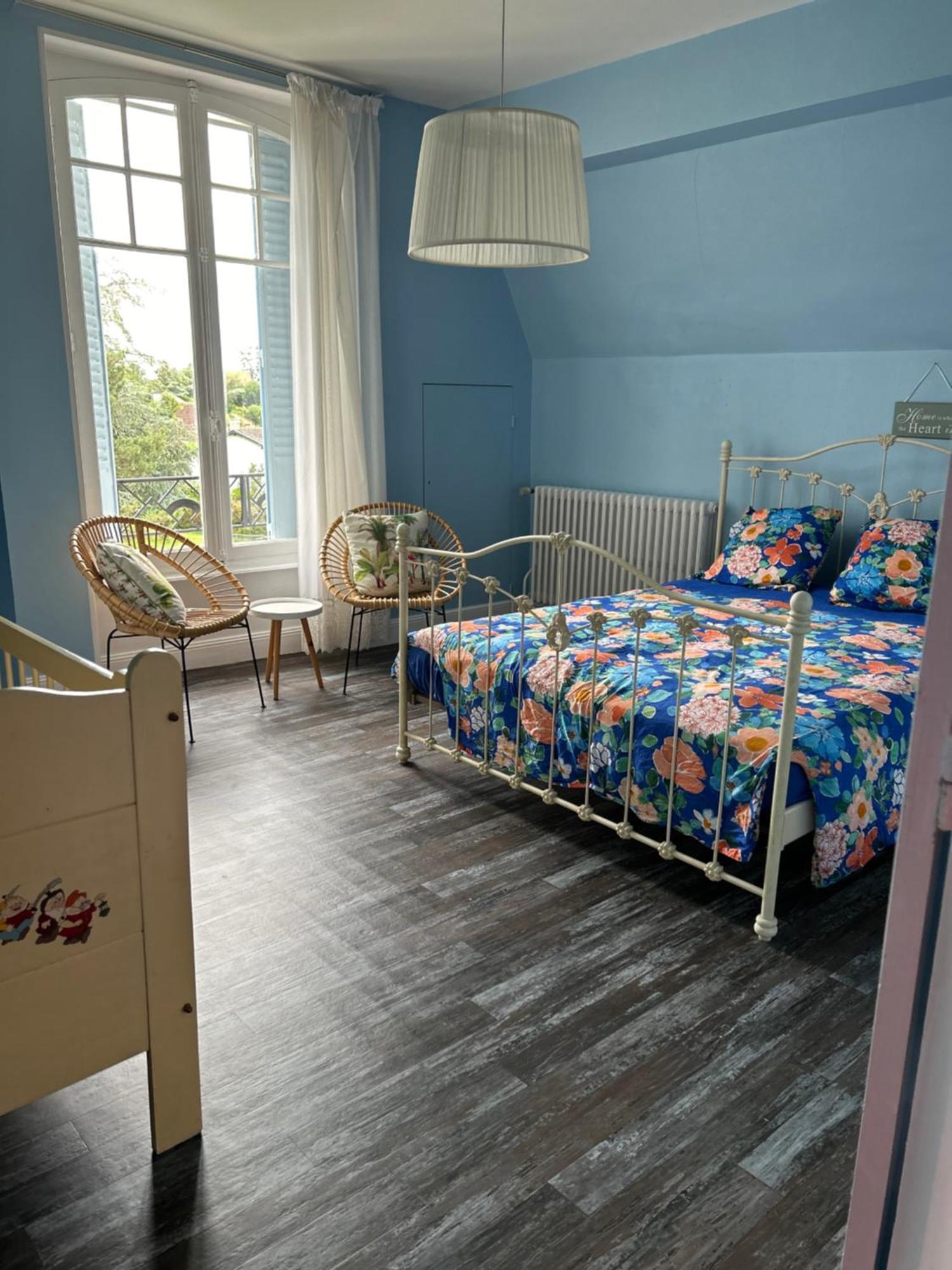 Holiday Home Villa Castel Marie Louise Néris-les-Bains Εξωτερικό φωτογραφία