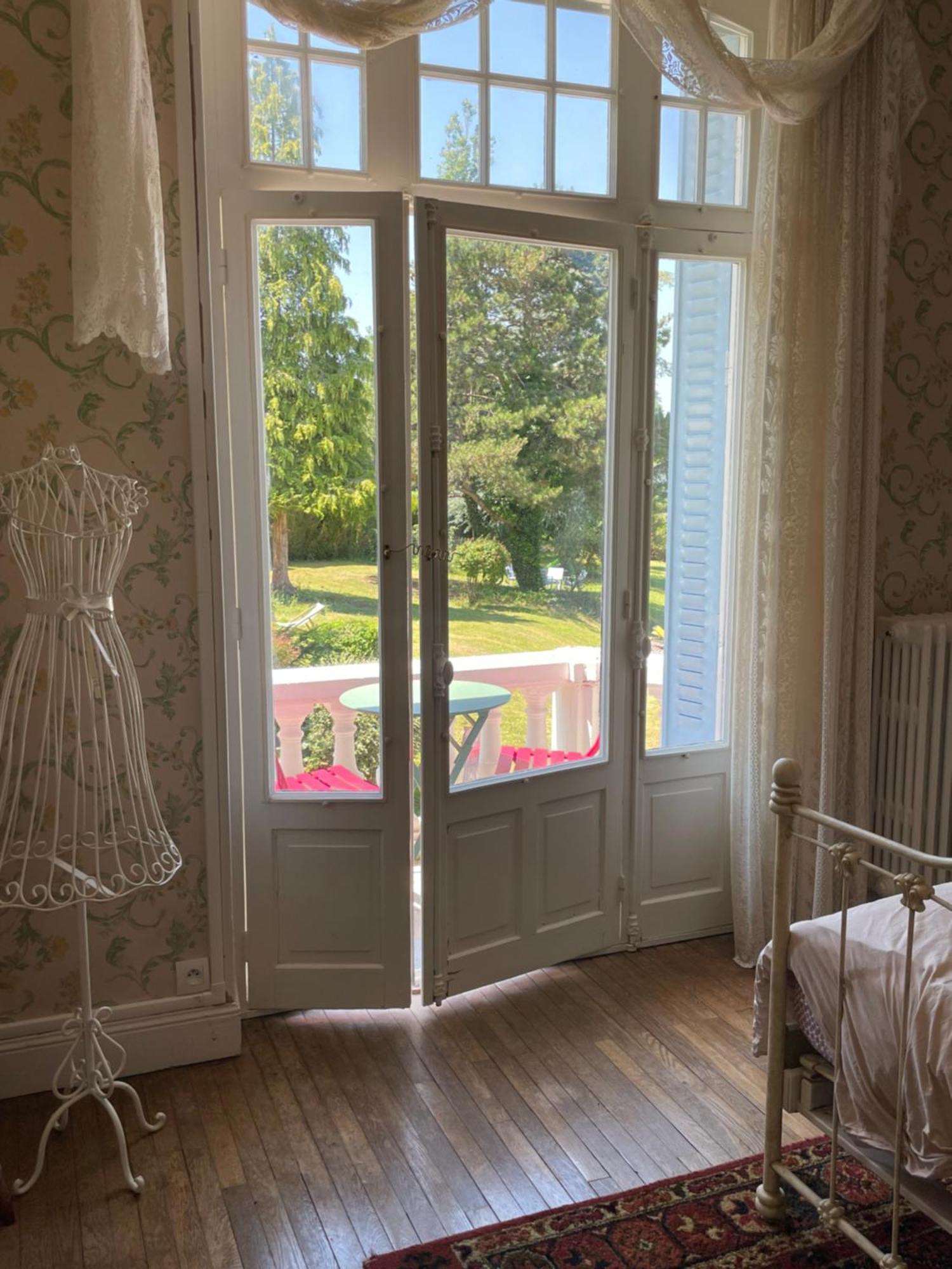 Holiday Home Villa Castel Marie Louise Néris-les-Bains Εξωτερικό φωτογραφία